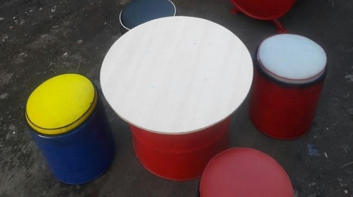 Ubah Tong Bekas Jadi Mebel, Pria Ini Kantongi Omzet Rp 50 Juta/Bulan