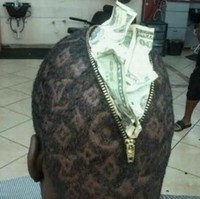 Jangan terkecoh ya, ini adalah rambut bukan dompet. Foto: Istimewa