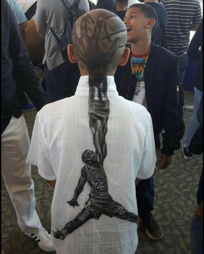 Rambut dengan poni terbelah. Foto: Istimewa