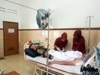 Aksi Brutal Kelompok Bertopeng Aniaya Pemuda Terekam CCTV