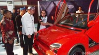 Wali Kota Bandung Ridwan Kamil hadir dalam peluncuran Electric Vehicle Hero (Evhero).