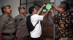 Walikota Jaksel Laksanakan Program Stikerisasi BPJS TK