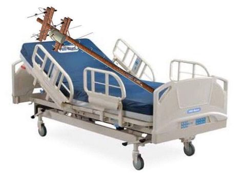 Kelakar MAKI soal Rp 10 Juta untuk Tiang yang Ditabrak Mobil Novanto