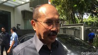 Pernyataan-pernyataan Fredrich saat membela Novanto makin jadi sorotan setelah Novanto kecelakaan setelah sempat menghilang (Foto: Indra Komara-detikcom)