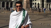 Banyak netizen yang mempertanyakan berapa usia Eddie Foe tersebut. Foto: Kevin Liliana dan sang ayah (Instagram)