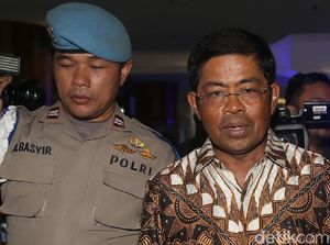 Sekjen Golkar Jenguk Setya Novanto di Rumah Sakit