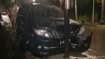 Melihat Lagi Fortuner yang Bikin Setya Novanto Masuk Rumah Sakit