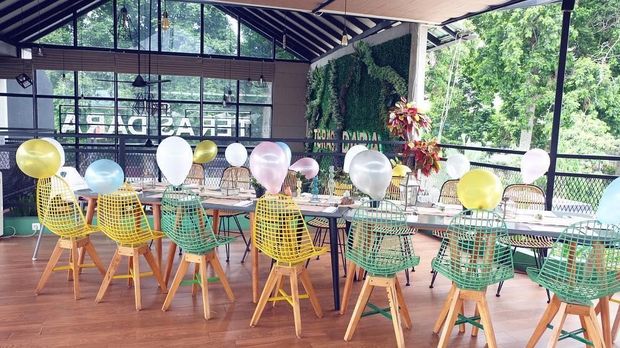 Santap Siang di Kafe Kekinian Bogor, Teras Dara