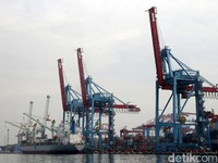 Lumayan, Neraca Dagang RI Surplus US$ 210 Juta