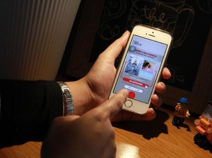 Nasabah Jarang Pergi ke Bank, Telkomsel Coba Curi Peluang