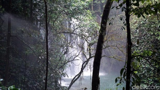 Semburan pipa bocor ini deras sekali (Wahyu/detikTravel)