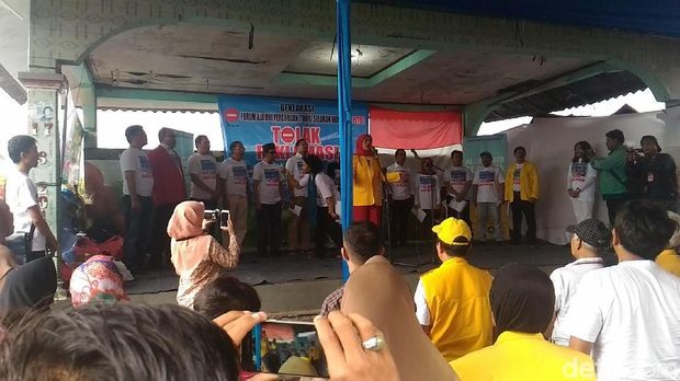 Forum Alumni Petisi Sampaikan Penolakan Reklamasi di Kampung Nelayan