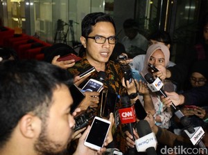 Dibantarkan di RSCM, Setya Novanto Dijaga Tim KPK dan Polri