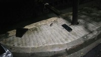 Ini lokasi tempat kecelakaan mobil yang disebut ditumpangi Novanto. Peristiwa terjadi sekitar pukul 19.00 WIB, Kamis (16/11), di sekitar Permata Hijau, Jaksel. Foto: TKP kecelakaan Novanto. (Aditya Fajar/detikcom).