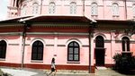 Foto: Ini Gereja Berwarna Pink
