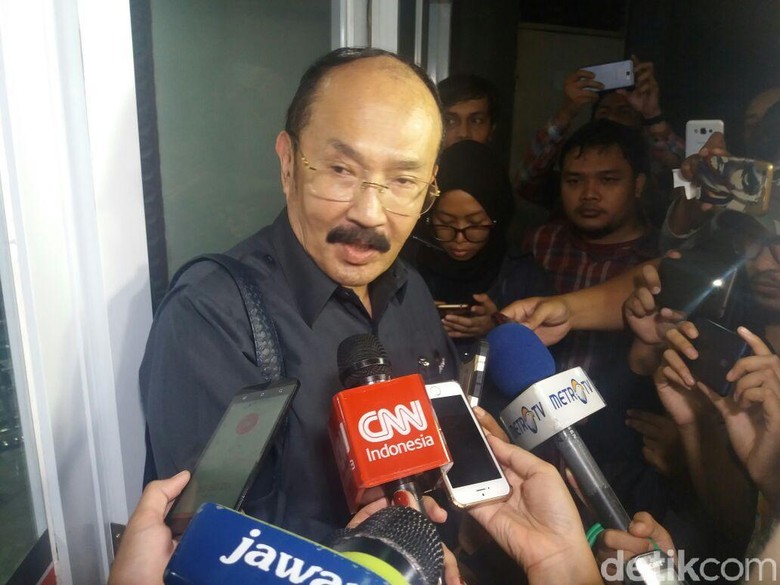 Pengacara: Setya Novanto Alami Gejala Gegar Otak Pengacara: Setya Novanto Alami Gejala Gegar Otak