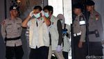 Foto: Penyidik KPK Mondar-mandir di Rumah Setya Novanto