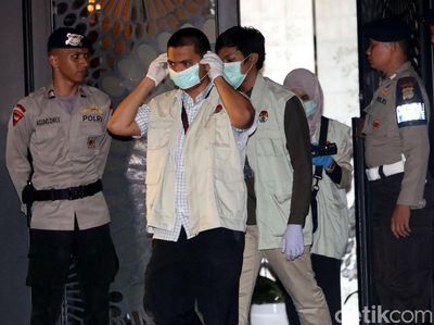 Foto Kronologi, 5 Jam KPK Geledah Rumah Setya Novanto