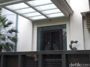 Melihat Lebih Dekat Rumah Mewah Setya Novanto