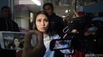 Ekspresi Ayu Ting Ting saat Ditanya Soal Kuenya