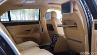Kendaraan shuttle tak hanya bus atau mobil berkapasitas besar saja. BaFoto: Dina Rayanti