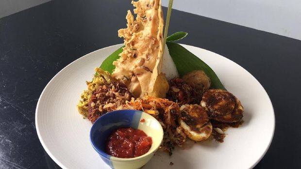 Santap Siang di Kafe Kekinian Bogor, Teras Dara
