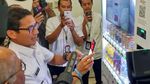 Wagub DKI Sandiaga Uno Jajal Aplikasi JakOne Mobile