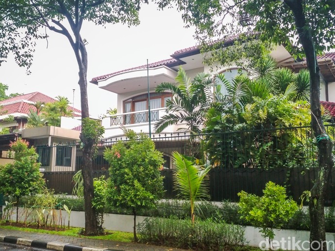 Begini Mewahnya Lingkungan Rumah Setya Novanto