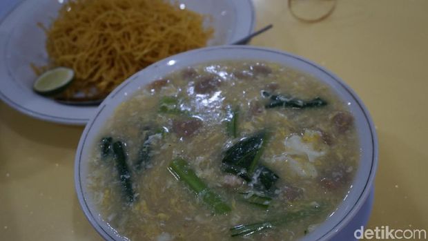 Mie Garing Koko (Wahyu/detikTravel)