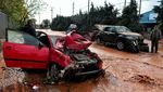 Tewaskan 15 Orang, Begini Dahsyatnya Banjir Bandang di Yunani