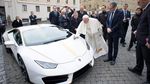 Laku Hampir Rp 12 Miliar, Ini Lamborghini Paus Fransiskus
