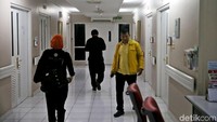 Belum tampak ada keluarga Setya Novanto yang datang ke Rumah Sakit tersebut.