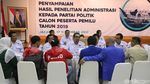 KPU Serahkan Hasil Seleksi Administrasi Parpol Calon Peserta Pemilu