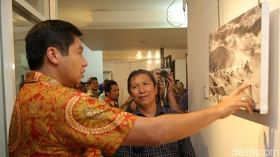 Bromo Dalam Bidikan Lensa
