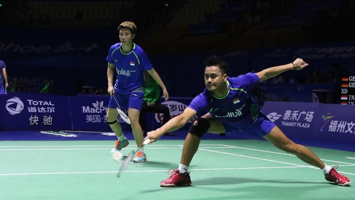 Owi/Butet Menangi Partai Pertama