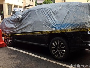 Misteri Airbag Mobil Setya Novanto, Pelat Mobil Polisi Palsu
