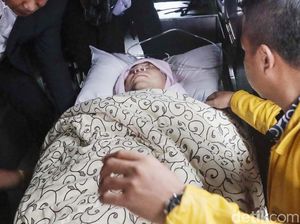 Foto: Penampakan Setya Novanto Saat Tiba di RSCM
