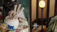 Zhou juga membuat desain interior amat detail untuk karyanya ini. Beberapa bagian cake dibuat hingga 8 kali karena hasilnya tidak seperti yang saya inginkan, ujar Zhou tentang proses trial and error yang dilaluinya. Foto: Istimewa