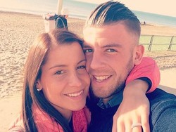 Ini adalah Shani van Mieghem, istri dari bek sayap Tottenham, Toby Alderweirld. (Foto: dok. Instagram)
