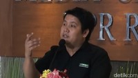 Pada saat kejadian tersebut, Hilman berstatus kontributor Metro TV. Dia kemudian mundur setelah disidang oleh Metro TV (Foto: dok. YouTube DPR)