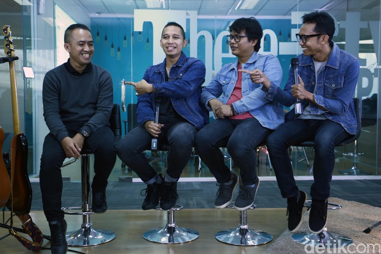 Siap-siap, Ikuti Rencana Berbahaya detikHOT untuk The Rain Besok! Siap-siap, Ikuti Rencana Berbahaya detikHOT untuk The Rain Besok!