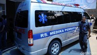Ini ambulans yang yang membawa Novanto.
