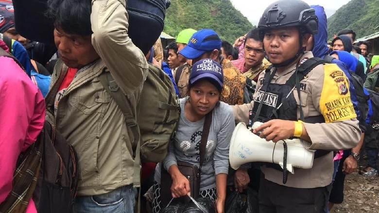 Sandera KKB Bisa Dibebaskan, Kapolda Papua: Terimakasih TNI Sandera KKB Bisa Dibebaskan, Kapolda Papua: Terimakasih TNI