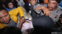 Setya Novanto saat dipindahkan.