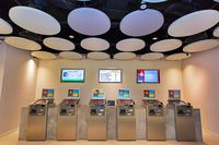 Tempat chek-in dan chek-out di E-Kiosks (First World Hotel)