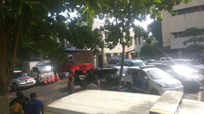 Mobil Setya Novanto yang Kecelakaan Masih di Pancoran