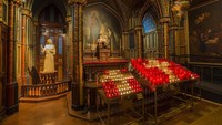Nama-nama besar Prancis seperti Napoleon Bonaparte dan penulis kenamaan Victor Hugo diketahui pernah terlibat langsung untuk menyelamatkan Gereja Katedral Notre Dame di masa kelamnya (Thinkstock)