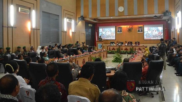 tni pindah surat ad Warga Pindah Doni III, Mayjen Gelar Kodam ke Dapat