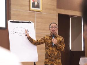 Bagian Konstruksi Becakayu Ambruk, Menaker: Kami akan Cek K3