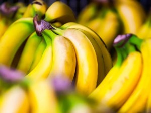 Mau Cegah Ketulian? Coba Mulai Rajin Makan Pisang